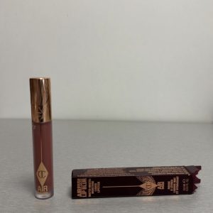 Charlotte Tilbury Airbrush Flawless Lip Blur - Pillow Talk Medium
